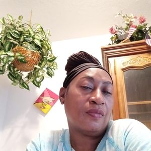 Meet your Posher, Annette